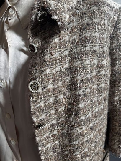CHANEL AUTOMNE 2005
Veste à manches courtes...