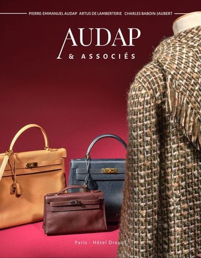 Lots de vêtements et chaussures vendu en...