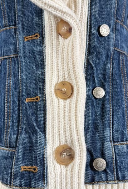 ALEXANDER McQUEEN 
Veste en denim brut à...