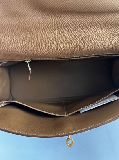 HERMÈS Paris Made in France 
Sac Kelly 35...