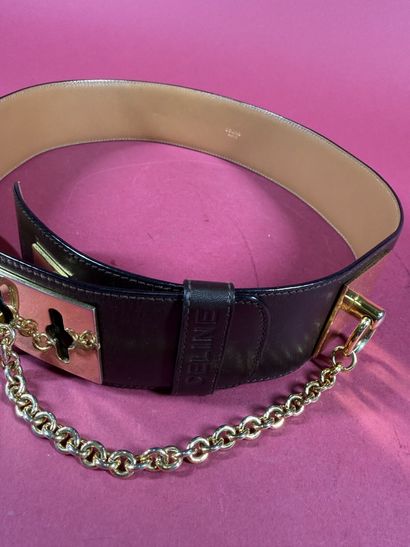 CÉLINE
Large ceinture en box chocolat, fermoir...