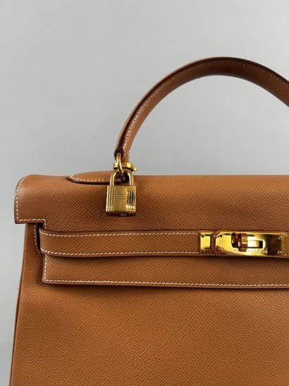 HERMÈS Paris Made in France 
Sac Kelly 35...