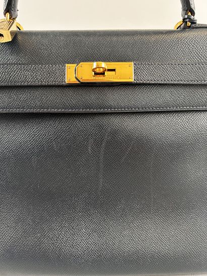 HERMÈS Paris Made in France 
Sac Kelly 32...
