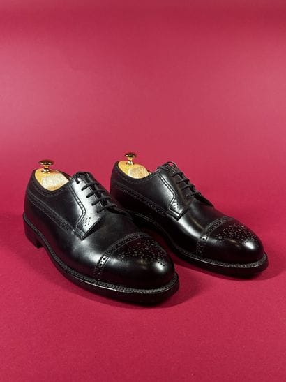 J. M. WESTON 
Paire de derby homme à lacets...