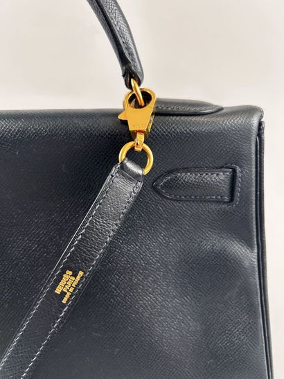 HERMÈS Paris Made in France 
Sac Kelly 32...