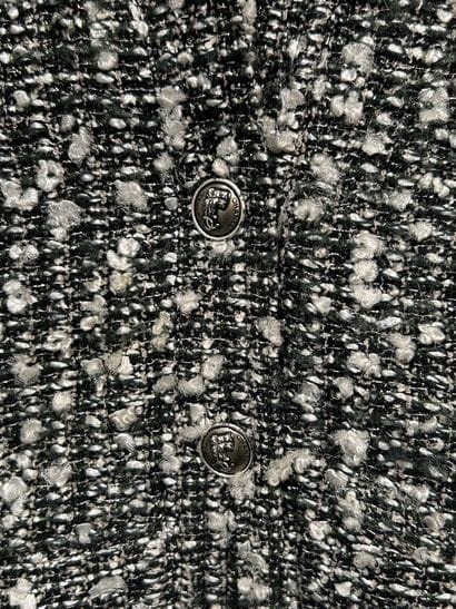 CHANEL AUTOMNE 2004
Veste en tweed viscose...