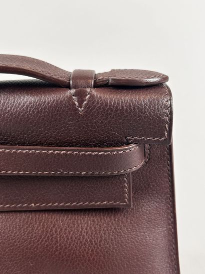 HERMÈS Paris Made in France 
Pochette Kelly...