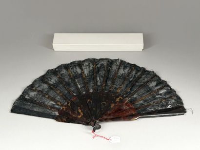 The Cupids, France, circa 1880–1890
Folded...