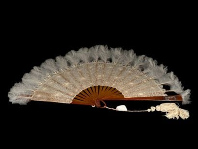 Tenerife lace, Europe, circa 1890
Large fan...