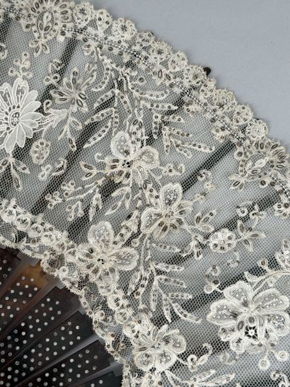 Lace Roses, France, circa 1900
Folded fan;...