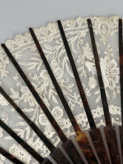 Lace Roses, France, circa 1900
Folded fan;...