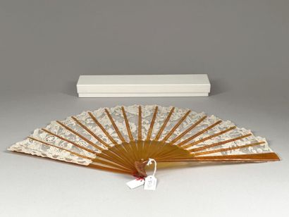 Flowers, Europe, circa 1920 
Folded fan with...