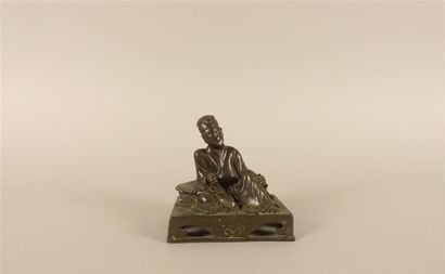CHINE - XVIIIe siècle.
Petit groupe en bronze...