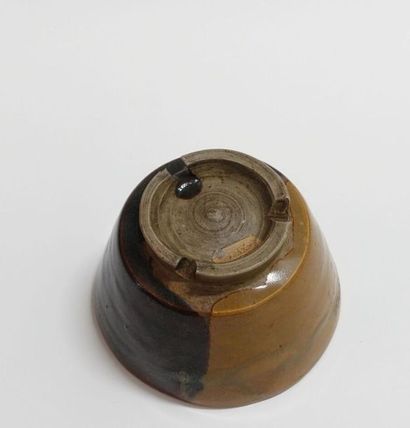 JAPON - Époque EDO (1603-1868), XIXe siècle.
Chawan...
