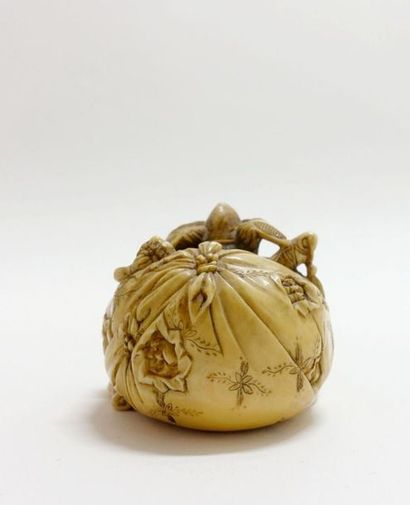 JAPON - Époque MEIJI (1868-1912).
Okimono...