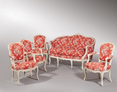 Suite de quatre fauteuils cabriolet en bois...