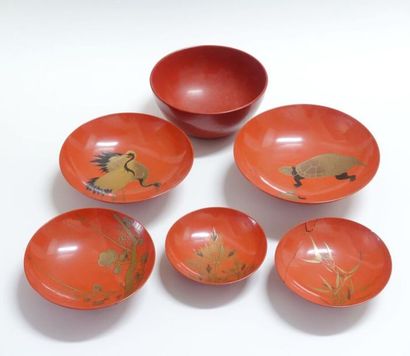 JAPON - Époque MEIJI (1868-1912).
Ensemble...