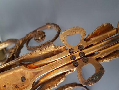 
A set of 4 sconces in chased and gilt bronze...