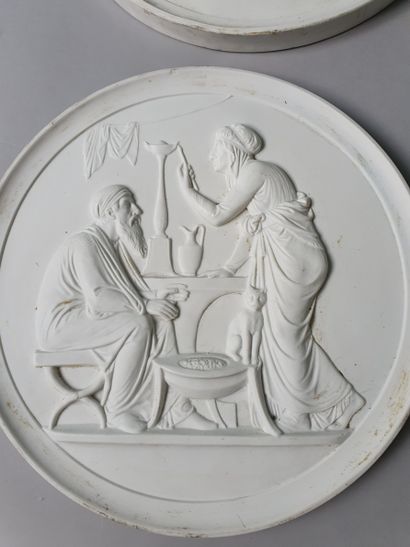
Set of 4 biscuit medallions decorated with...