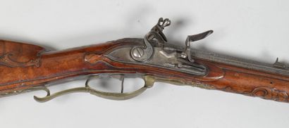 
Flintlock hunting rifle, octagonal barrel...