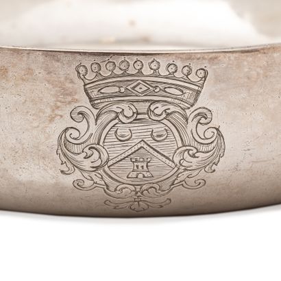 PARIS, 1728-1729
Ecuelle en argent. Paris,...