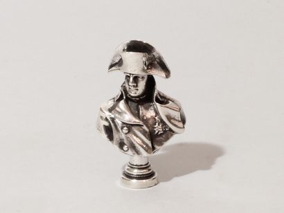Cachet : buste de Napoléon en argent. Paris...