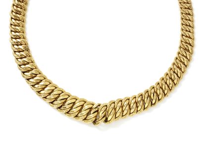 Collier en or 750 millièmes, maille gourmette...