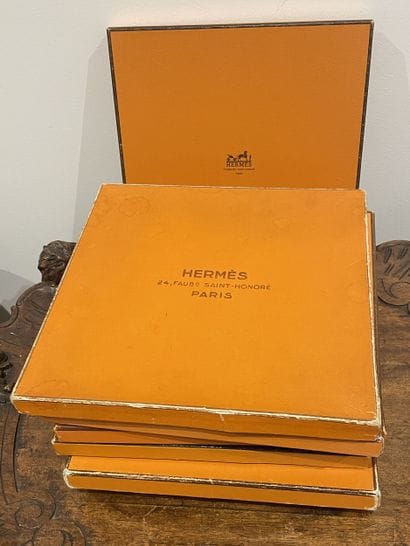 HERMES -Paris
SEVEN BOXES ( empty ) probably...