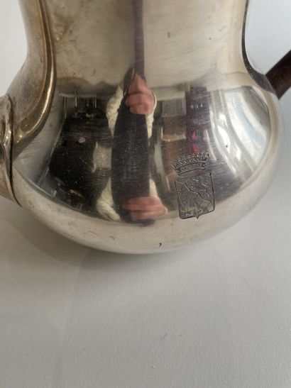 Silver teapot (925 thousandths) with coat...