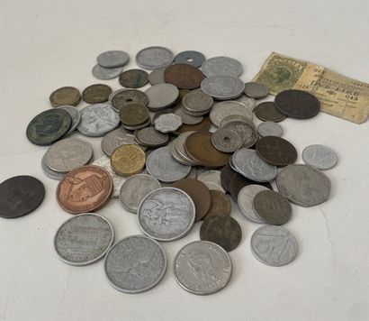 Lot of metal coins from various countries...