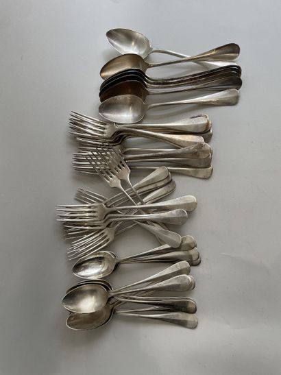 BOULENGER
silver-plated cutlery set comprising:...
