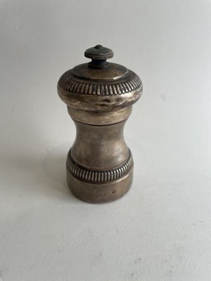 PEPPER MILL in silver (925 thousandths)
Peugeot...