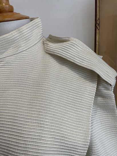 Ted LAPIDUS - Haute Couture Boutique Paris
Ivory...