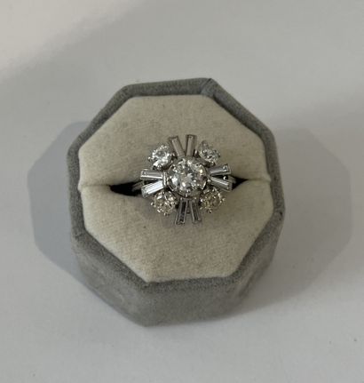 RING in platinum ( 950 thousandths) set with...