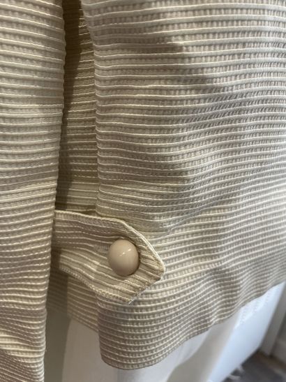 Ted LAPIDUS - Haute Couture Boutique Paris
Ivory...