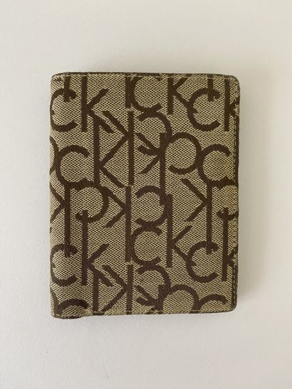 Calvin KLEIN
Wallet in monogrammed canvas...