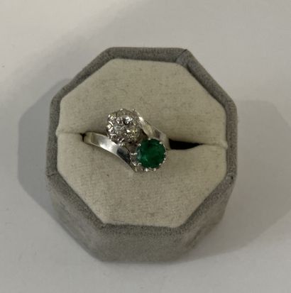 toi et moi ring in 18K (750 thousandths)...