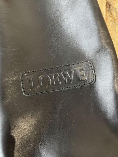 LOEWE
BLACK LEATHER BALL HOLDER
In an original...