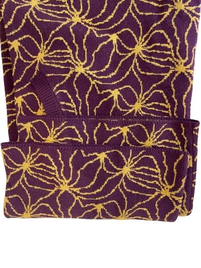 DRIES VAN NOTEN
Men's wool, viscose and polyester...