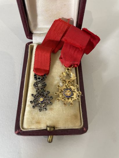 Small medal of the Legion of Honor in 18K...