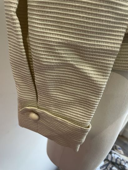 Ted LAPIDUS - Haute Couture Boutique Paris
Ivory...