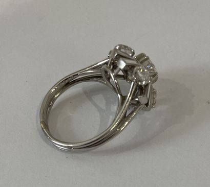 RING in platinum ( 950 thousandths) set with...
