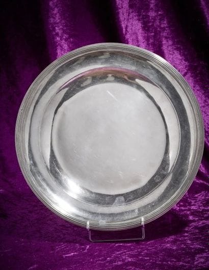 Silver dish 1st title 950‰, round form, hollow,...
