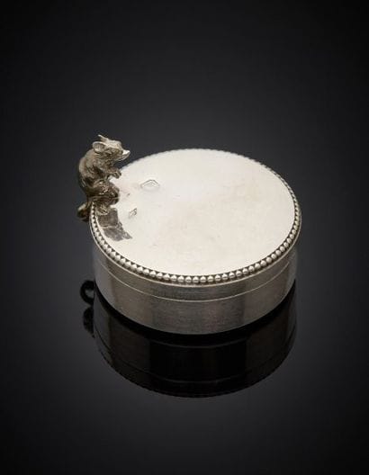 Tooth box in 1er titre 925‰ silver, round...