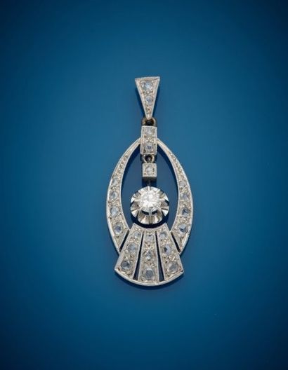 Pendant in 18K white gold (750‰) and 900‰...