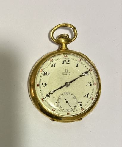 OMEGA
18K yellow gold 750‰ round-shaped gousset...