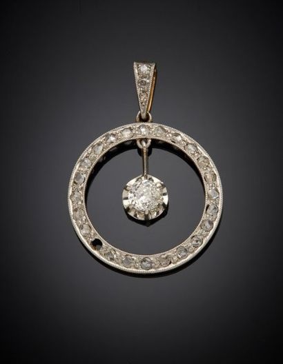 Two-tone 18K gold pendant 750‰, composed...