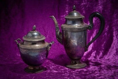 Silver lot 1st title 950‰, including:
-Verseuse...