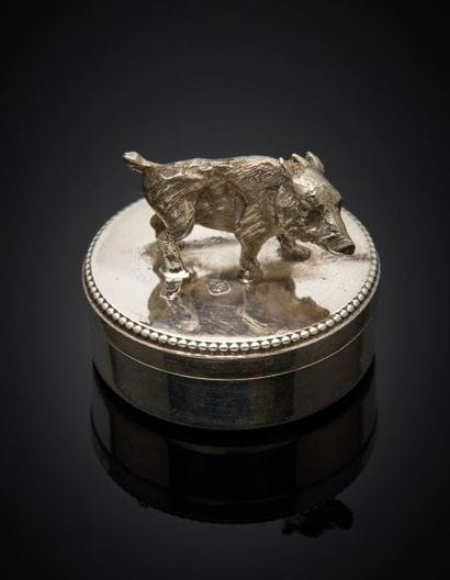Tooth box in 1er titre 925‰ silver, round...