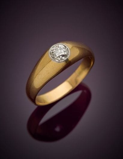 Wedding band ring in 18K yellow gold 750‰...
